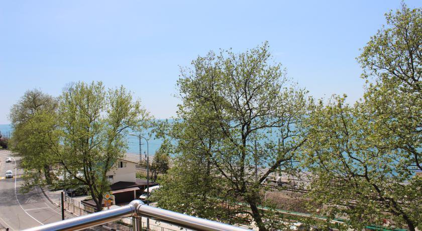 Гостиница Tatyana Guest House Лоо