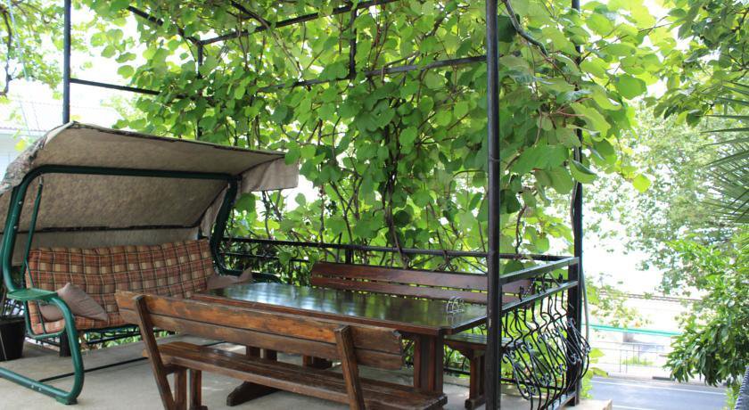 Гостиница Tatyana Guest House Лоо-66