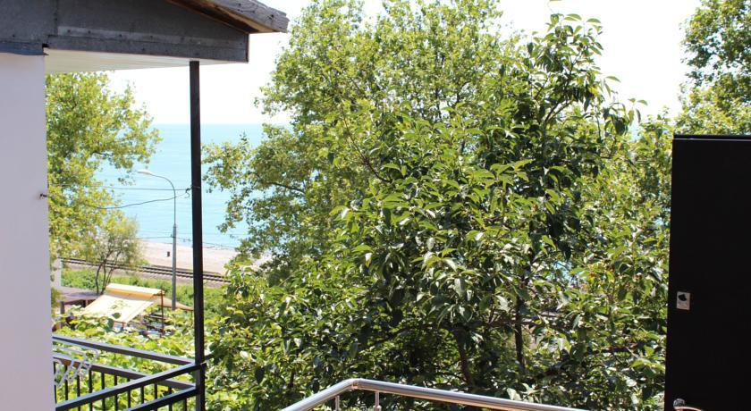 Гостиница Tatyana Guest House Лоо-95